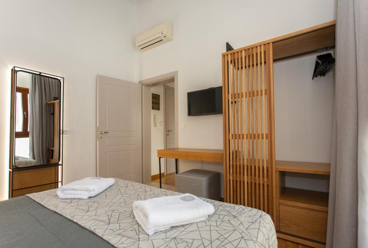 Agora Suites Chrissi Akti Chania Exterior foto